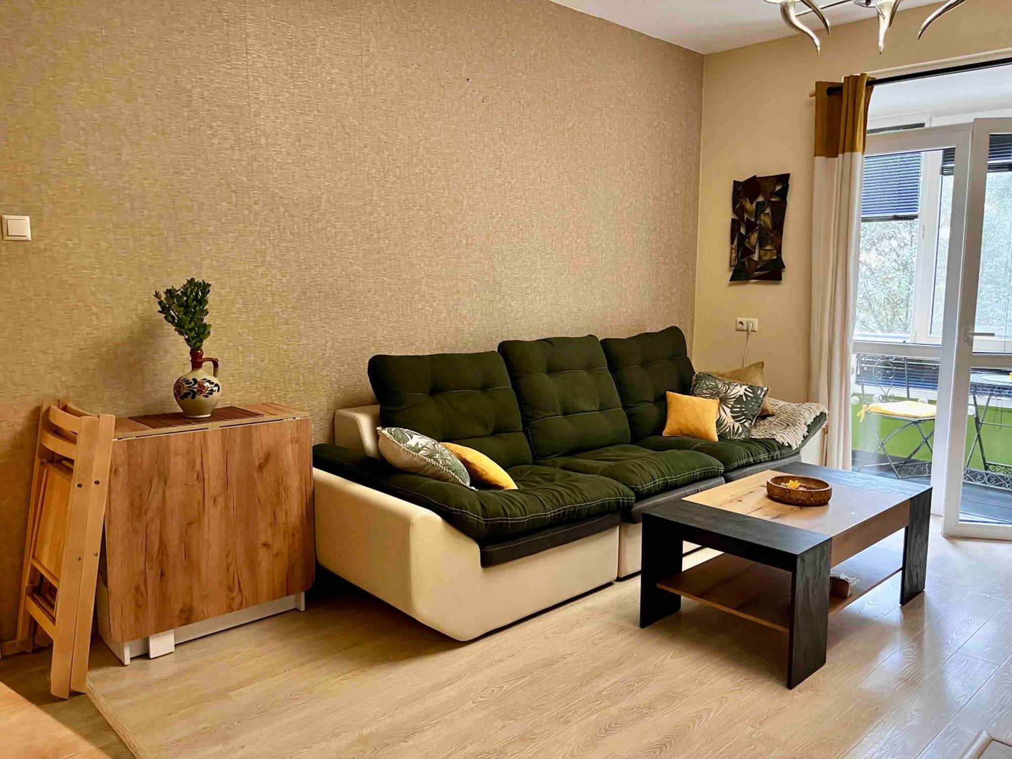Cozy 2Br Oasis In Central Burgas ภายนอก รูปภาพ