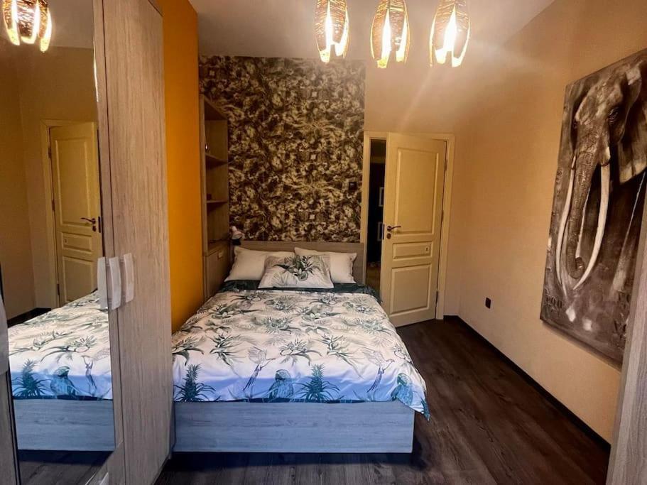 Cozy 2Br Oasis In Central Burgas ภายนอก รูปภาพ