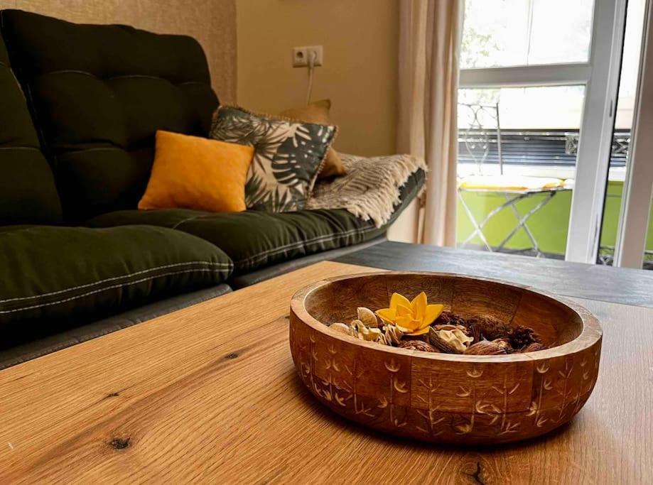 Cozy 2Br Oasis In Central Burgas ภายนอก รูปภาพ